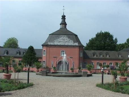 Mönchengladbach : Schloss Wickrath, Westflügel der Vorburg